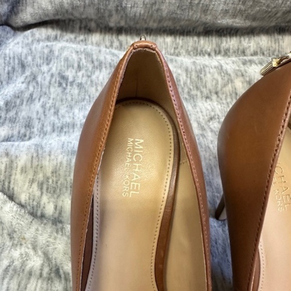 Michael Kors size 7 Chestnut Brown Heels - Picture 2 of 7